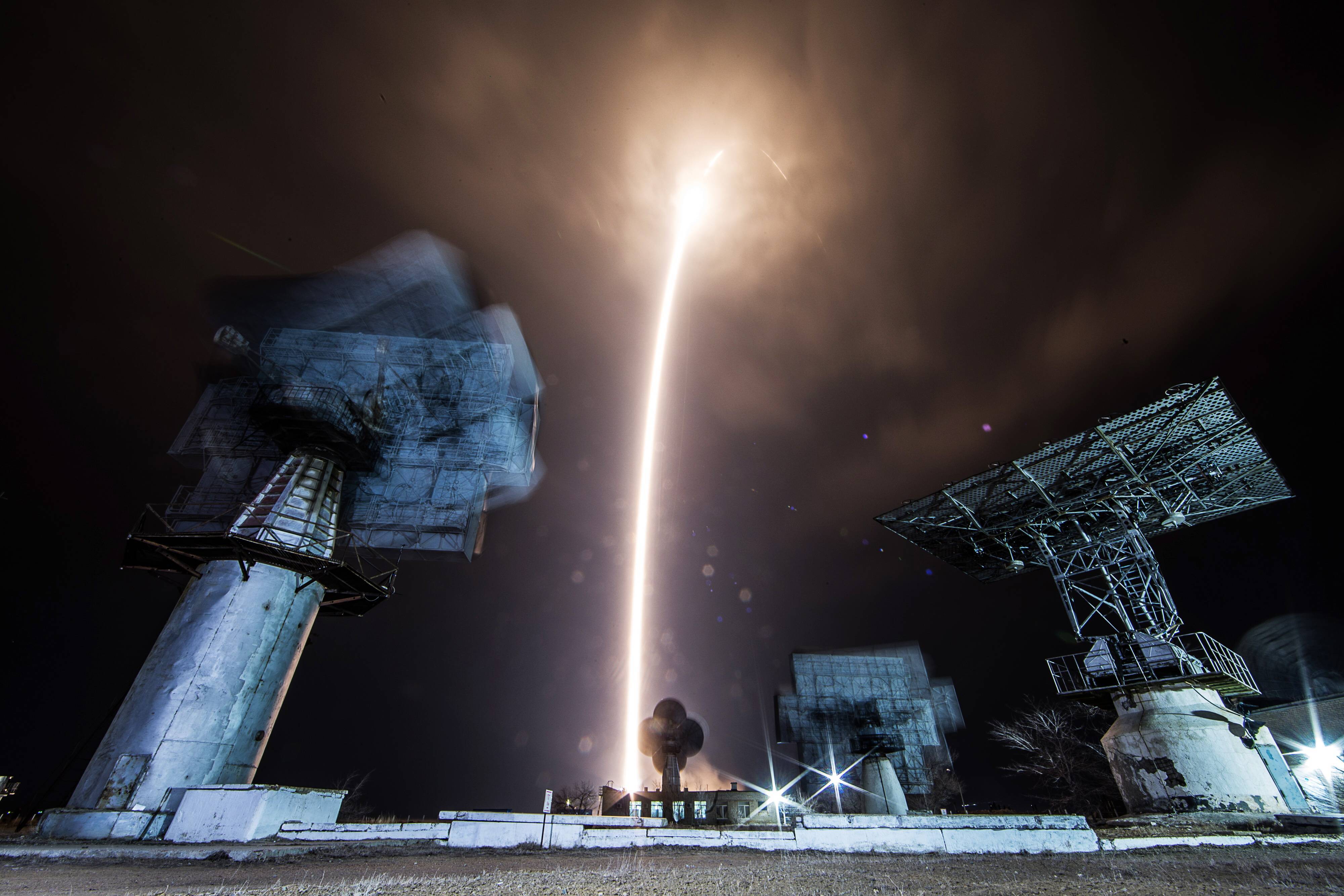 IMAGO / ITAR-TASS / Sergei Savostyanov | A Soyuz-FG rocket booster carrying the Soyuz MS-12 spacecraft lifts off to the International Space Station (ISS) from the Baikonur Cosmodrome. March 14, 2019.