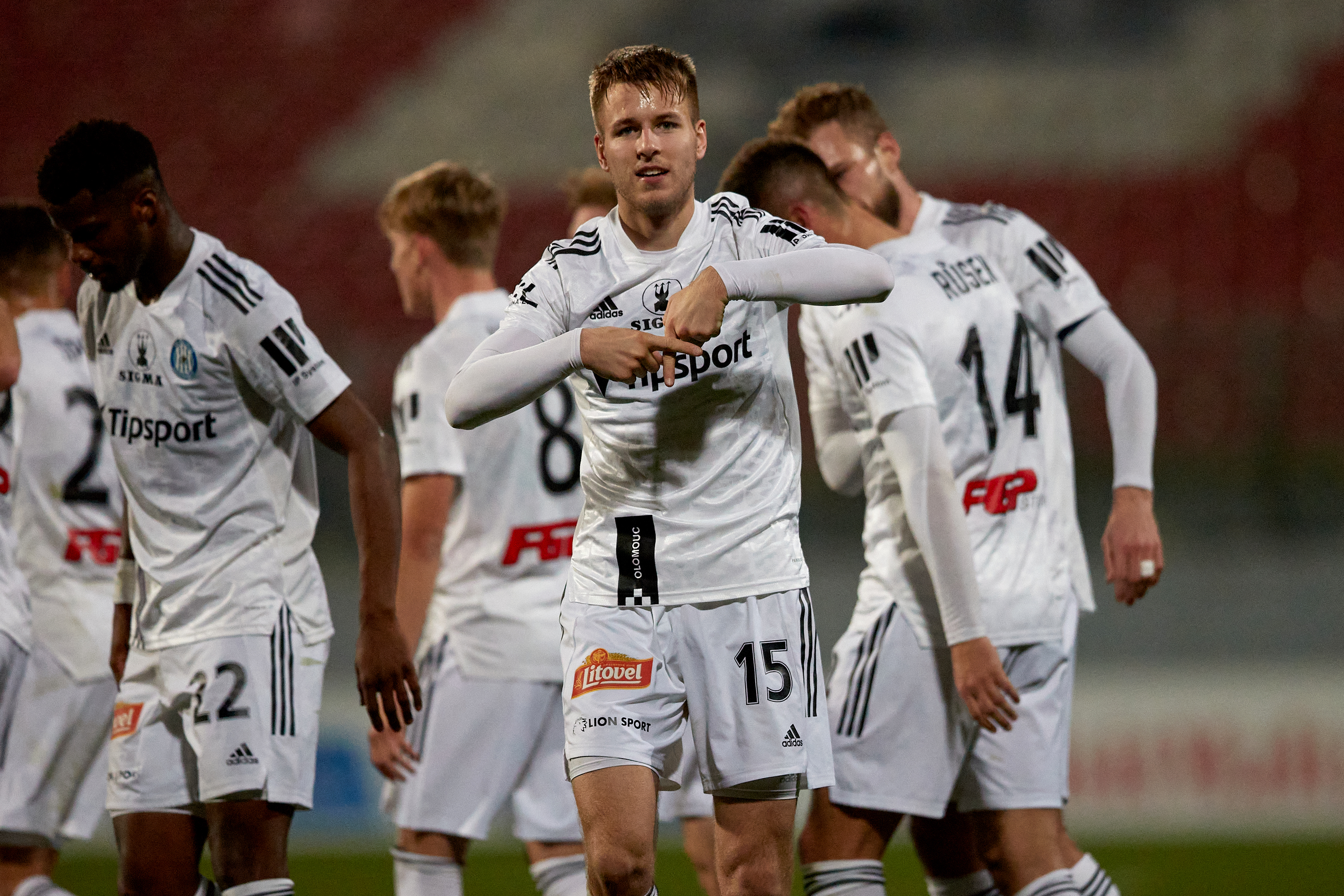 IMAGO / Domenic Aquilina | Ondrej Zmrzly of Sigma Olomouc celebrated scoring his winner against Spartak Trnava.