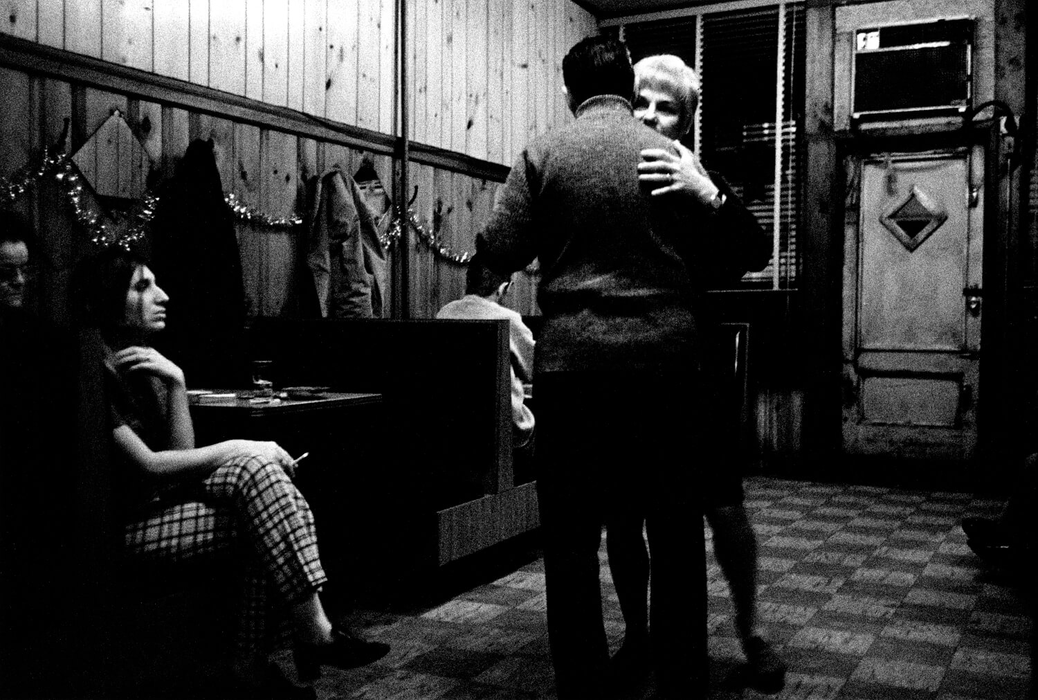 Berlin Dialogues: The Groundbreaking Photoplatz in Hotel Bogota