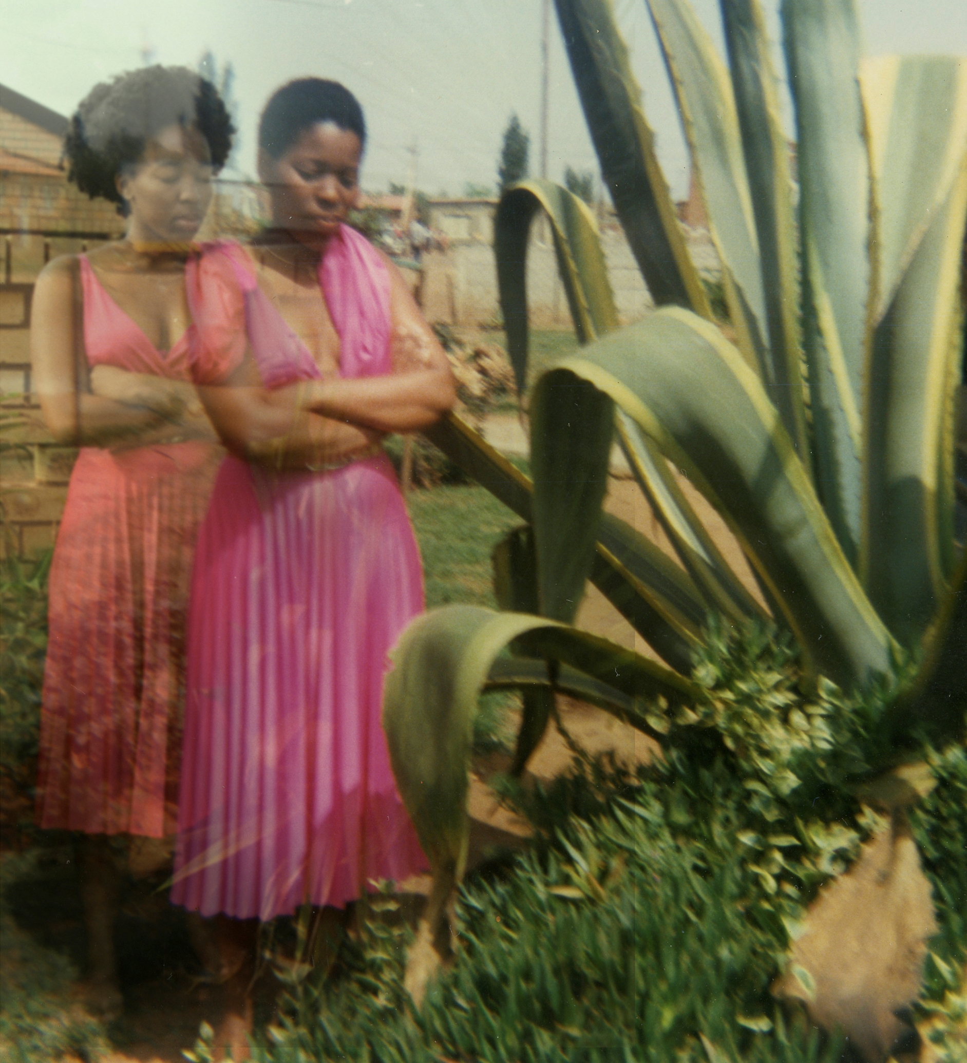Ka 2-phisi yaka e pinky II, 2013, Her Story series © Lebohang Kganye.