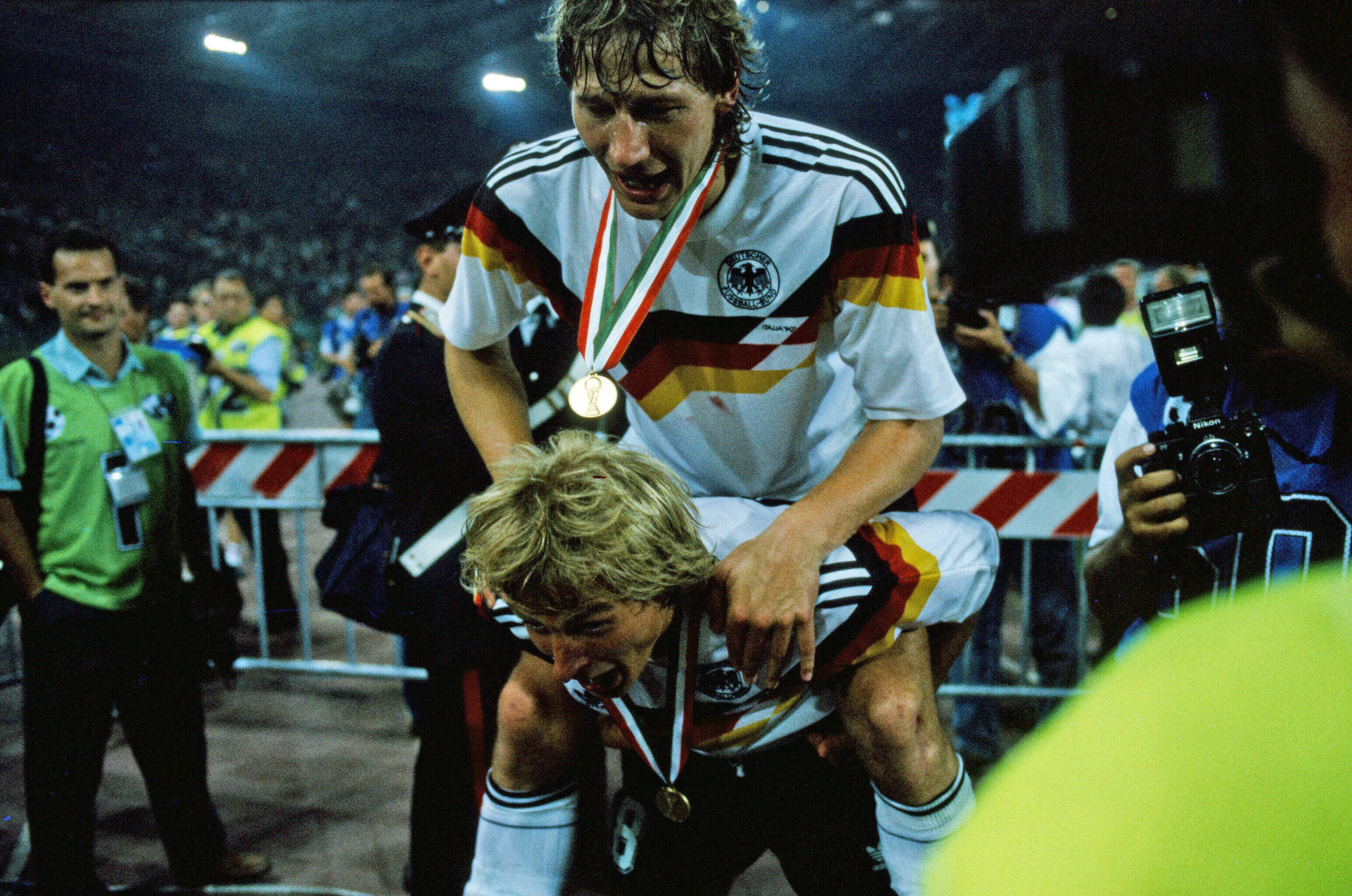 a photo of Germany vs. Argentina 1990 FIFA World Cup Final game.