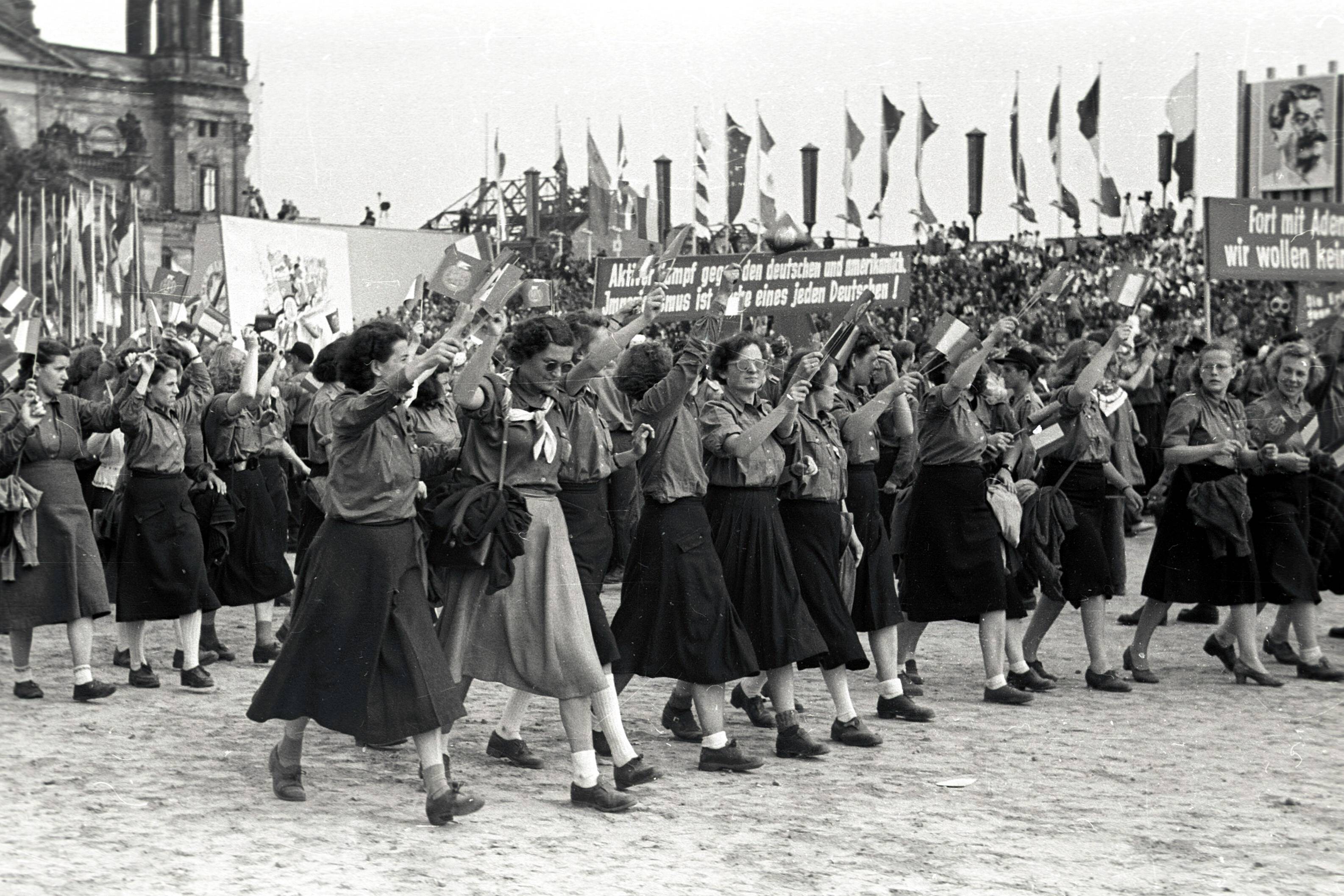 IMAGO / Marco Bertram | Celebration of Labour Day in East Berlin. 1 May 1951, Berlin.