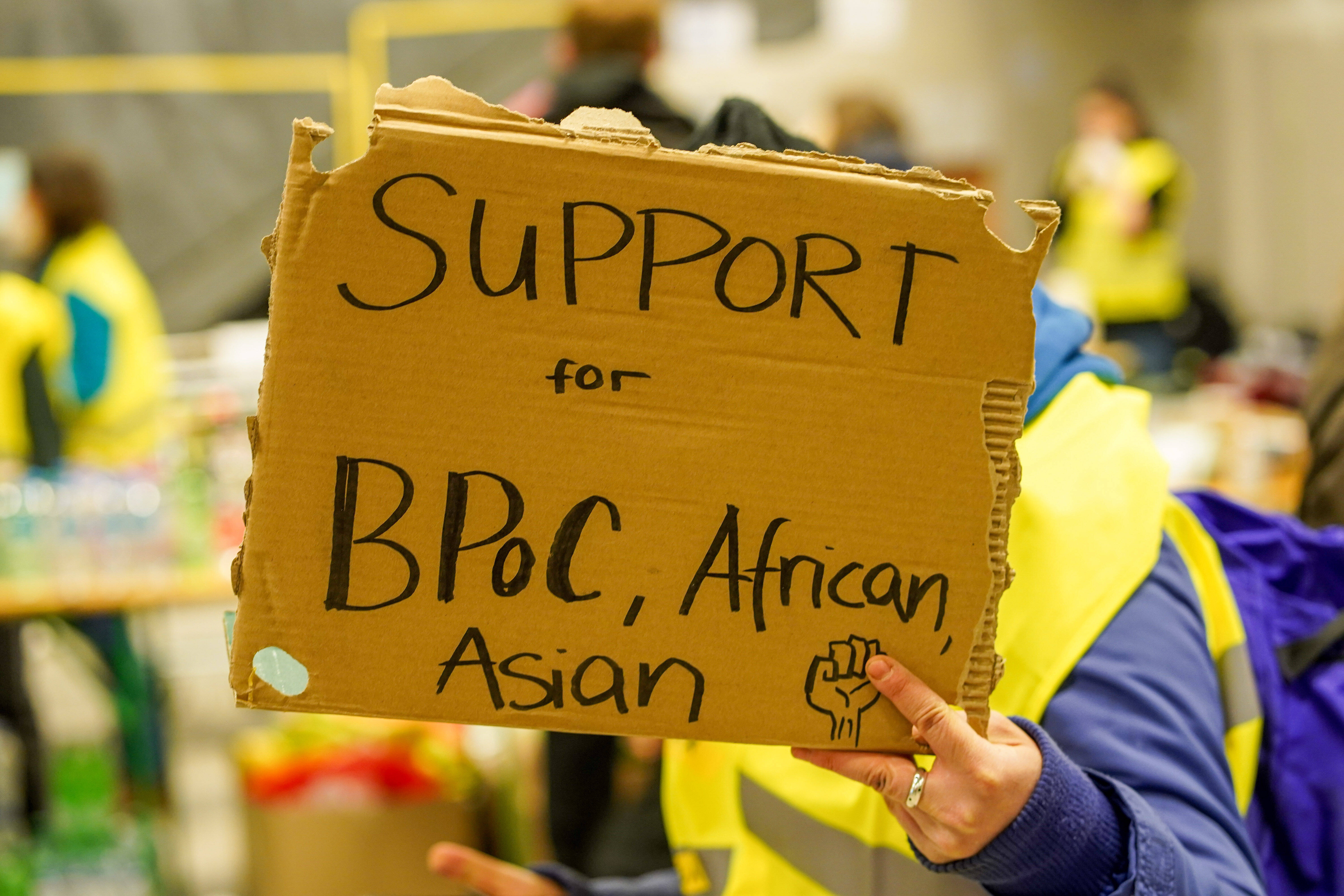 technologies help refugees